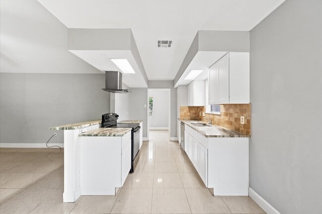 Building Photo - 11623 Carvel Ln