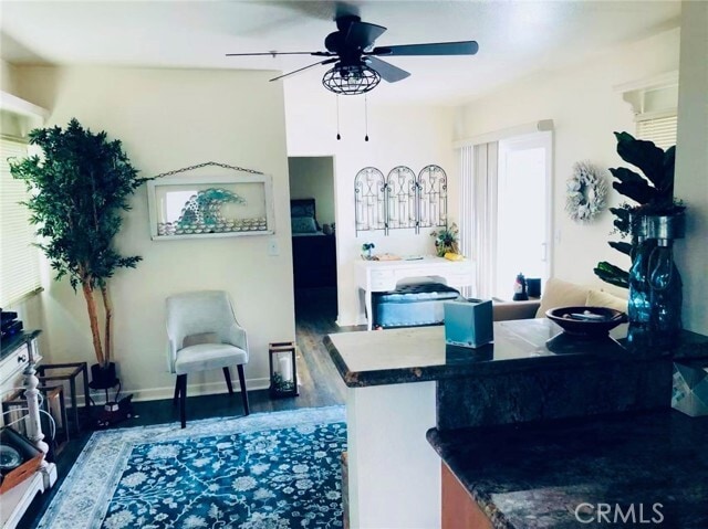 Primary Photo - 318 Metropole Ave