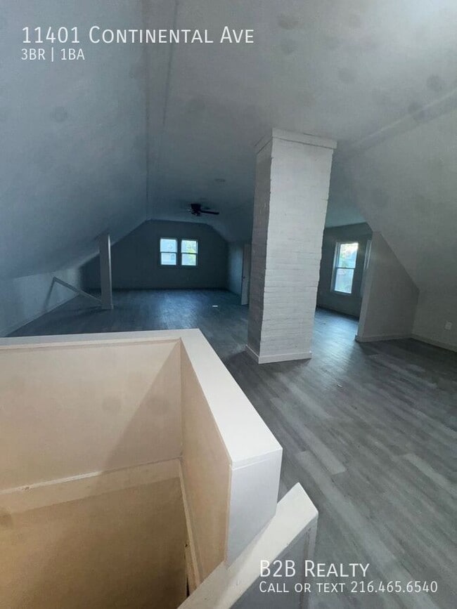 Building Photo - 11401 Continental Ave