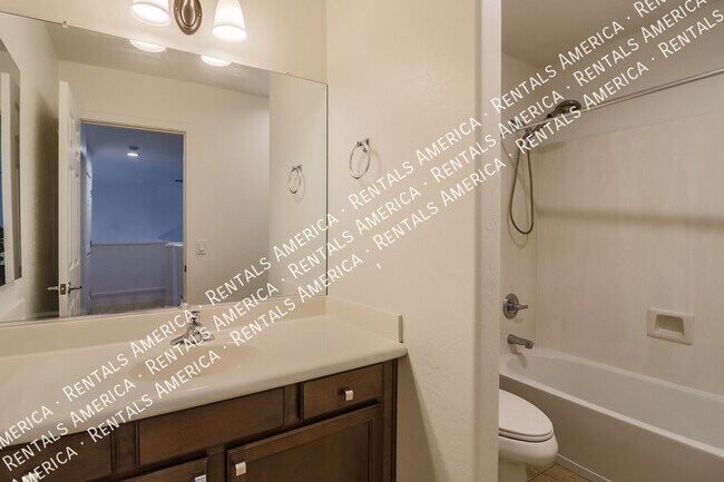 Building Photo - 544 N Alma School Rd