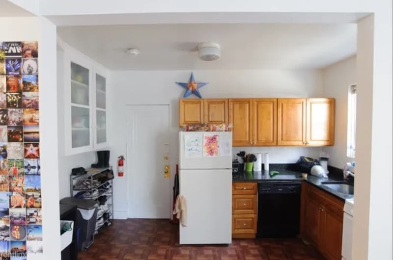 Building Photo - 385 Ives St