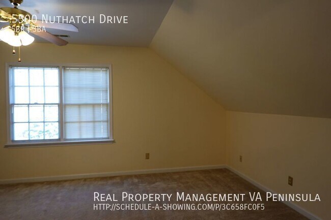 Building Photo - Spacious 5 bedrooms house in Rolling Woods...