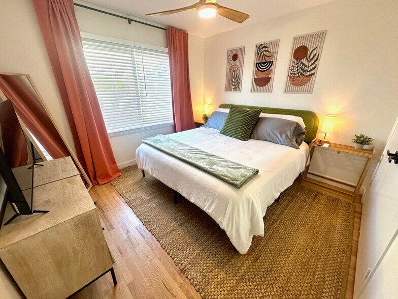 Building Photo - 13505 Wilkie Ave