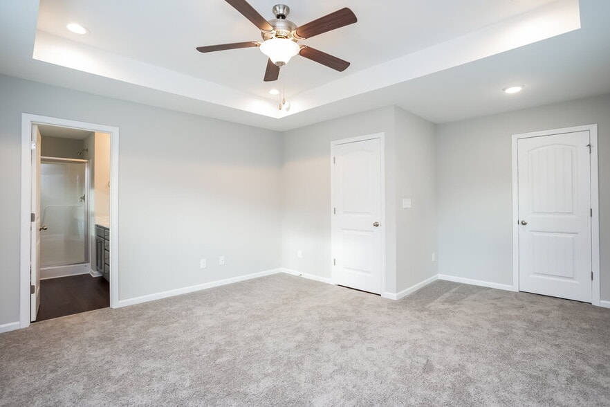 Building Photo - 395 Crawford Pkwy