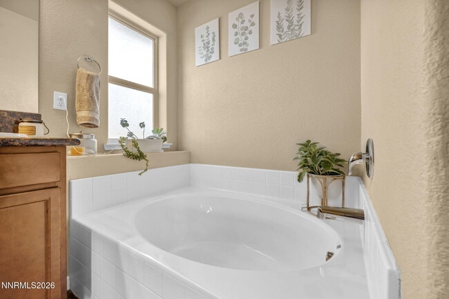 Building Photo - 3680 Coastal St