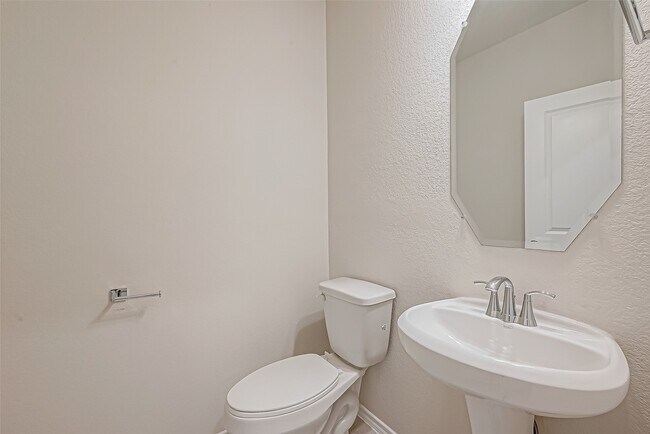 Building Photo - 10511 Blankiet Ln.