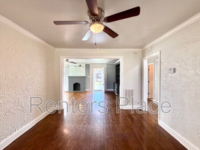 Building Photo - 5502 S Owasso Ave