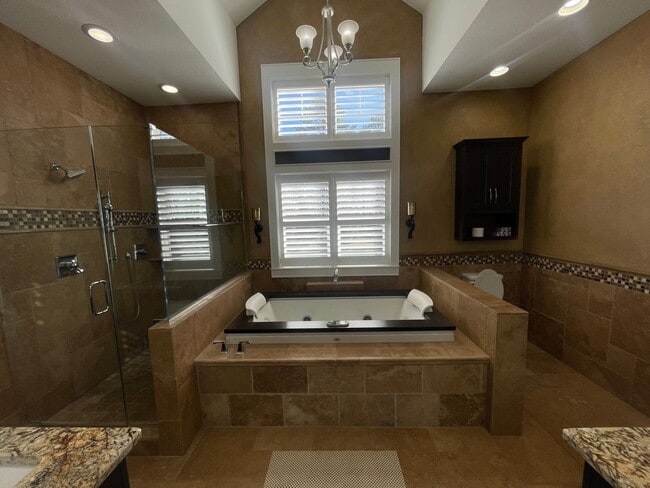 Building Photo - 4 Bedroom Soddy Daisy Rental Property with...
