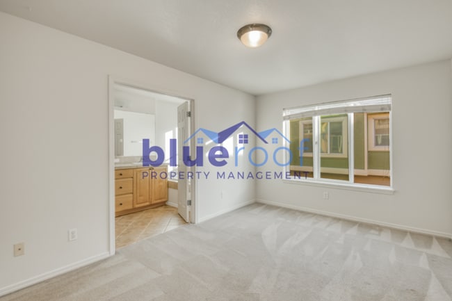 Building Photo - 17064 SW Rockridge Ct