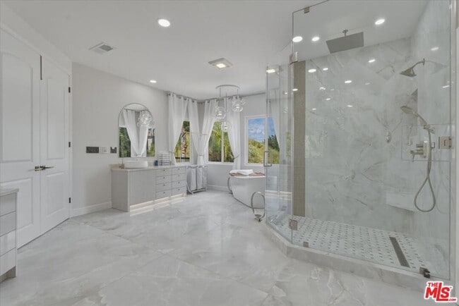 Building Photo - 3891 Marks Rd