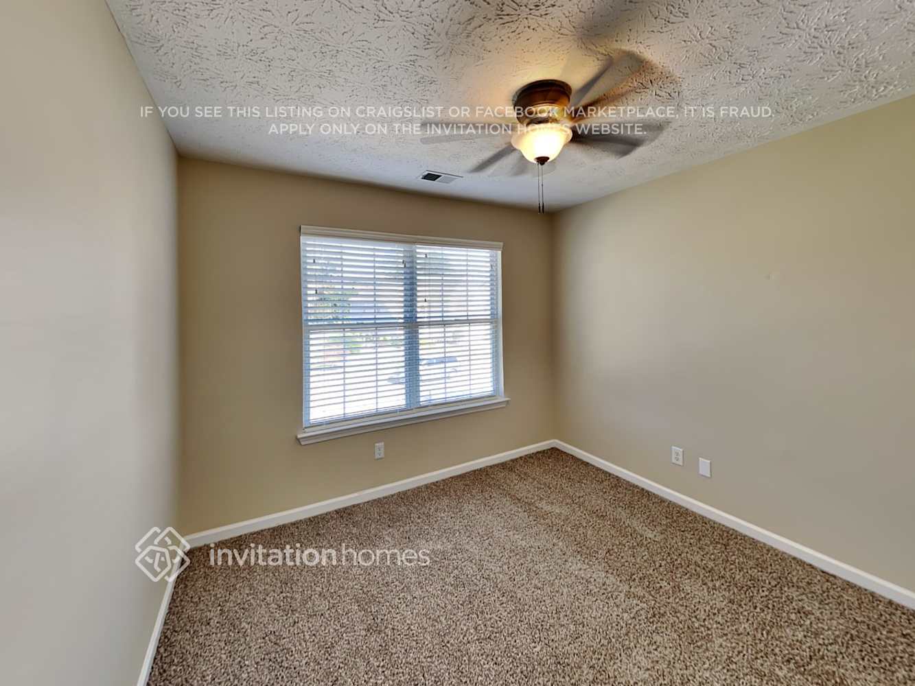 Building Photo - 1055 Crabapple Lake Cir