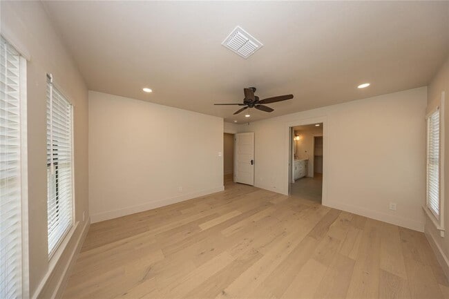 Building Photo - 12900 Ranch Rd 12
