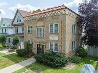 Building Photo - Marshall-St. Thomas (2086)
