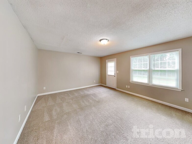 Building Photo - 5219 Glendora Ct