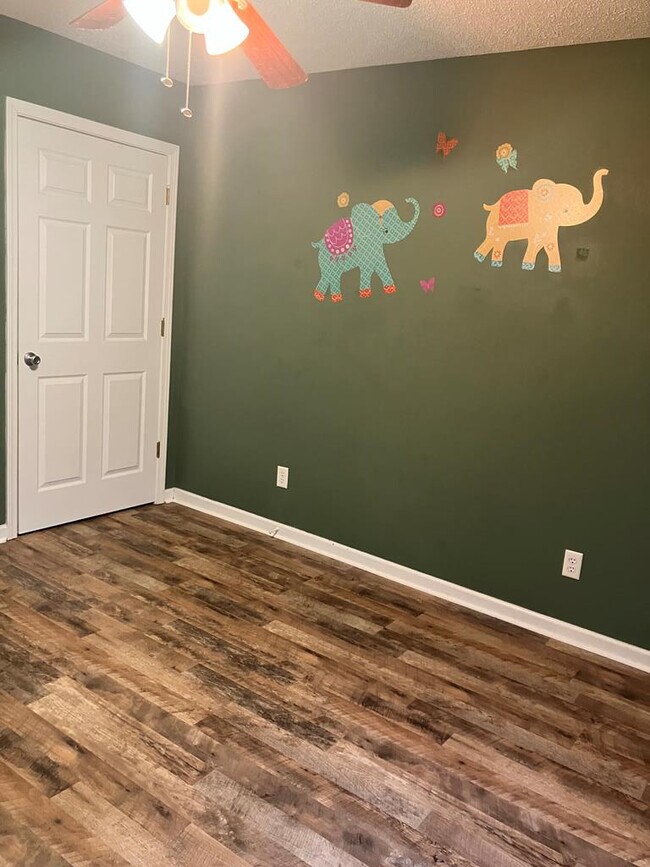 Building Photo - 2745 Navigator Cir