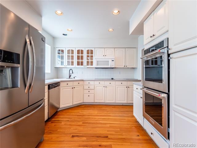 Building Photo - 888 S Josephine St