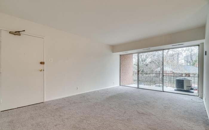 Living Room - 3700 N Rosser St