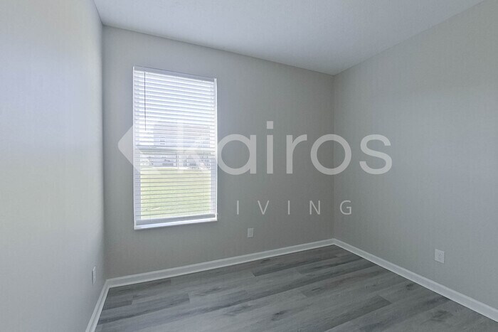 Building Photo - 10303 Deercrest Ln