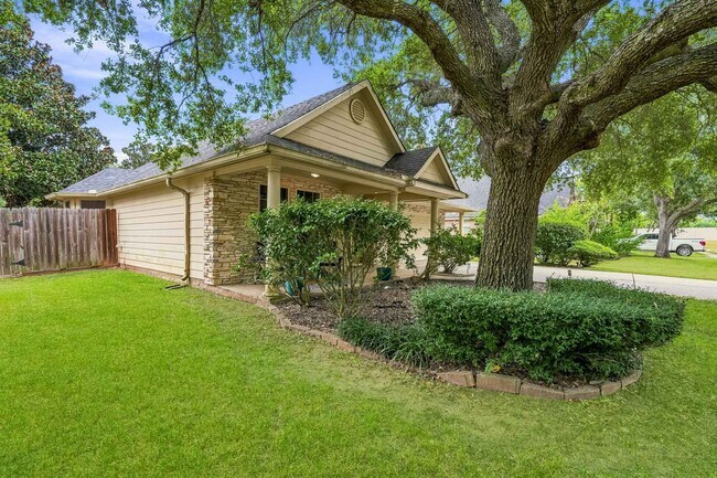 Building Photo - 3710 S Barnett Way