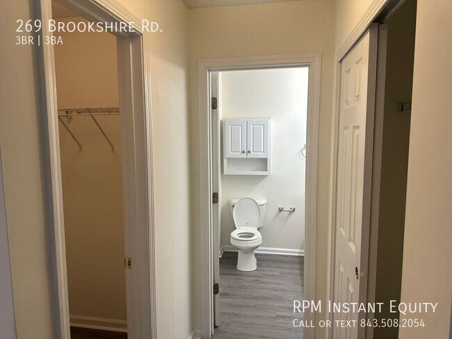 Building Photo - 269 Brookshire Rd