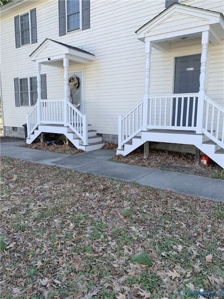 Primary Photo - 627 Della St
