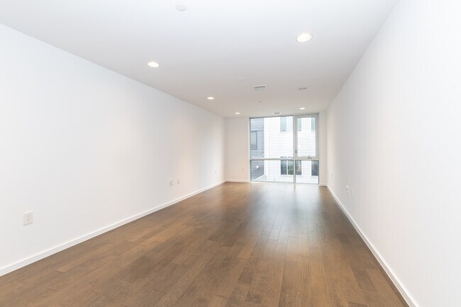 Building Photo - 1422 N 7th St