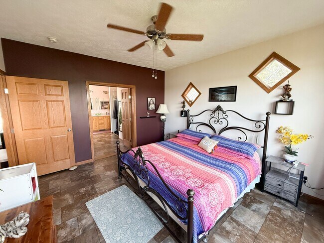 Building Photo - 1630 Camp Hohn Dr