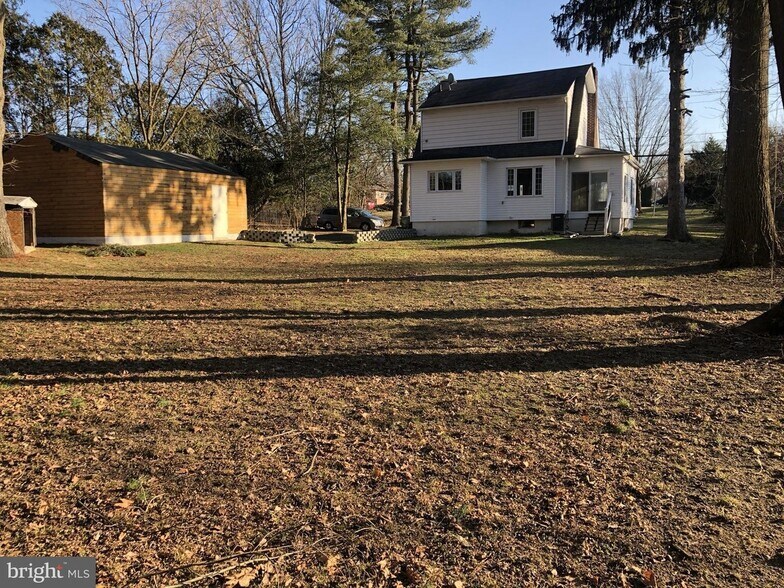Building Photo - 329 Browning Ln