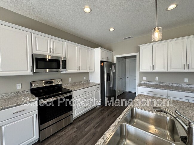 Building Photo - 4903 Whittlebury Dr