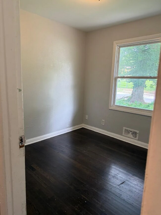 Building Photo - 4107 Hardesty Ave