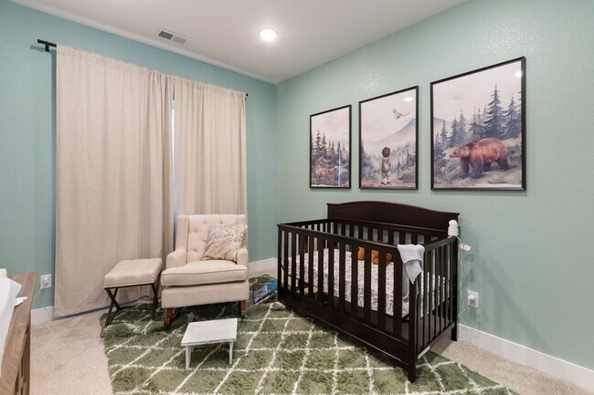 Building Photo - 4474 Peak Crst Vw