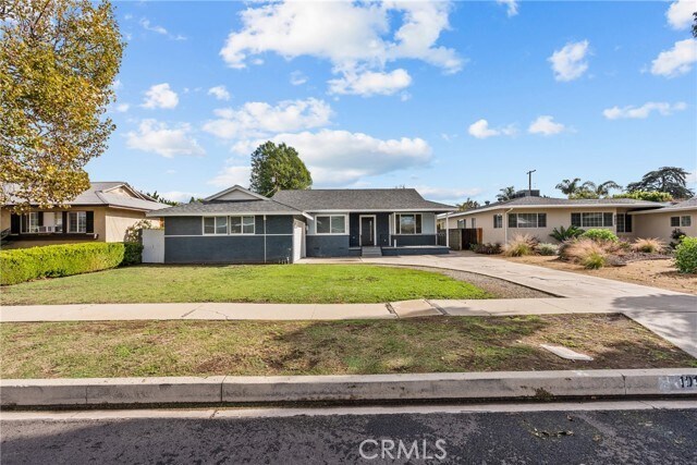 Building Photo - 10144 Gaviota Ave