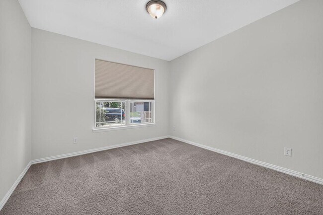 Building Photo - 1332 Ridge Runner Dr