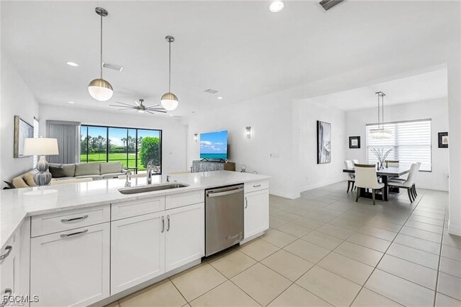 Building Photo - 11502 Meadowrun Cir