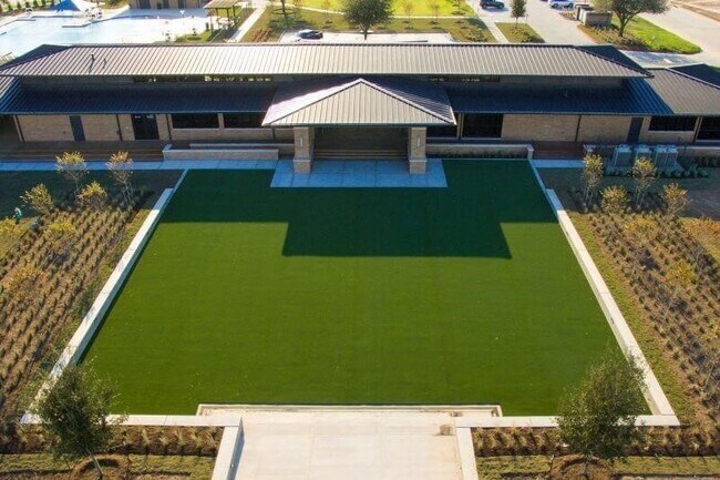 Building Photo - 7207 Winterberry Gln Ln