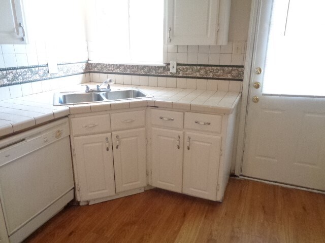 Building Photo - 5502 Deep Forest Dr