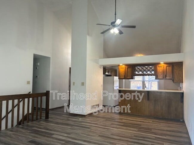 Building Photo - 8307 Woodson Dr