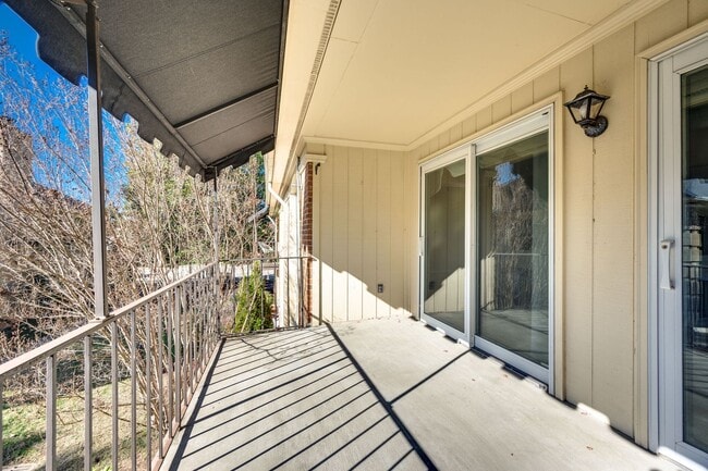 Building Photo - Awesome 2BE/2BA condominium at Lions Head!