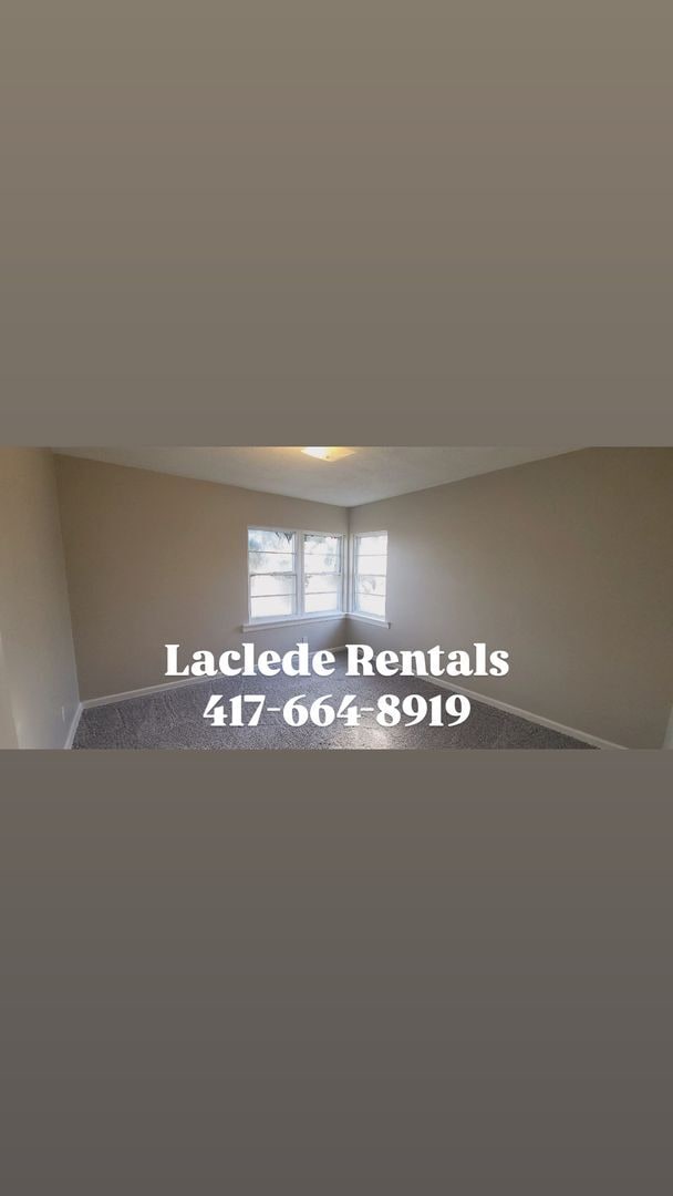 Building Photo - 4 BEDROOM 1 BATH HOUSE FOR RENT