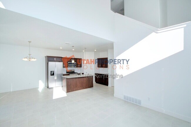 Building Photo - 1731 Jadeite Ln