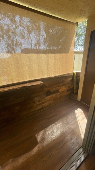 Balcony - 432 Edgehill Ln