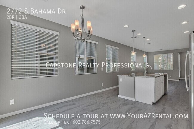 Building Photo - 2772 S Bahama Dr