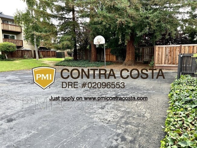 Building Photo - 1060 Oak Grove Rd