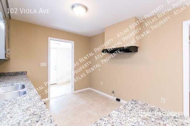 Building Photo - 102 Viola Ave