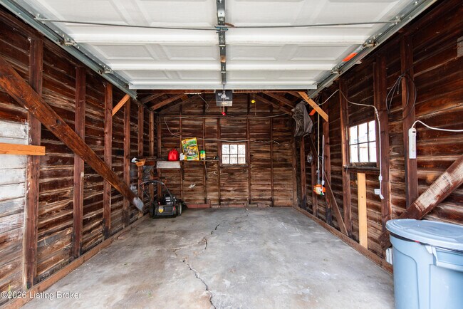 Building Photo - 316 Iola Rd