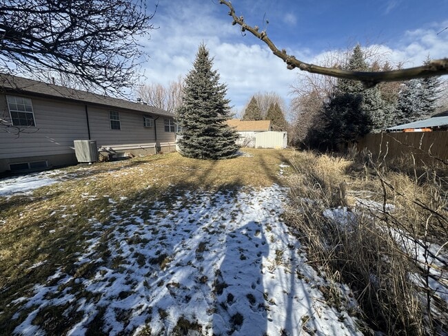 Building Photo - 267 S 300 E