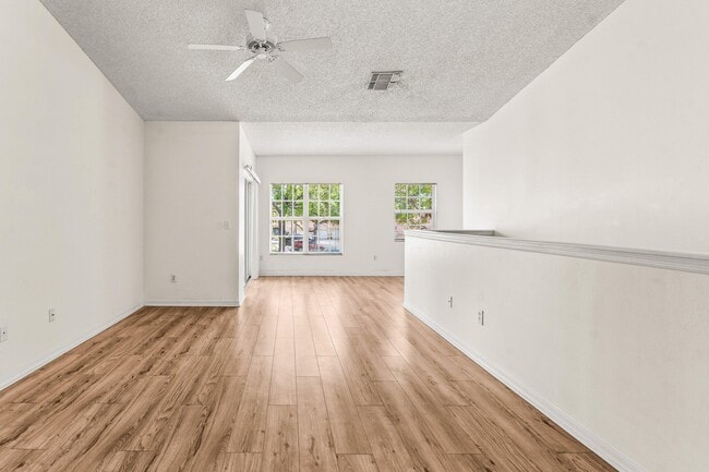 Building Photo - 10336 Fox Trail Rd S