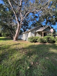 Building Photo - S Fredonia