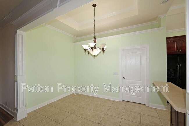 Building Photo - 6802 Thunder Rd