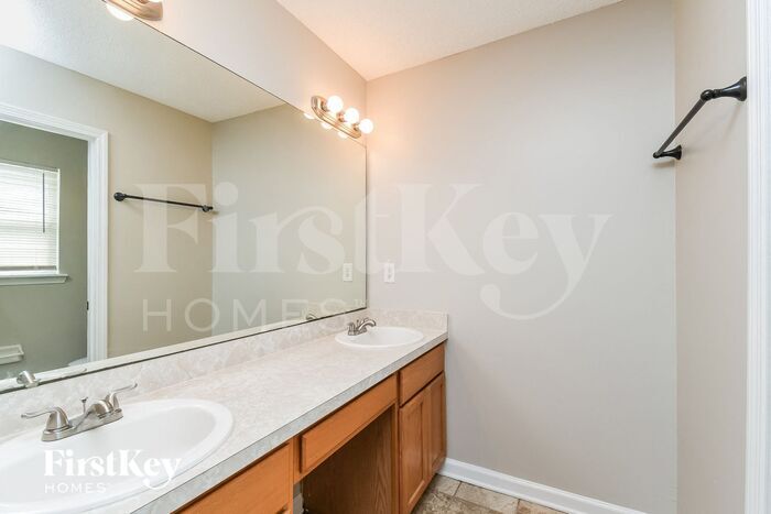 Building Photo - 12335 Bucks Harbor Dr S
